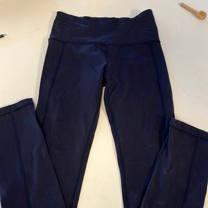 Lululemon leggings.